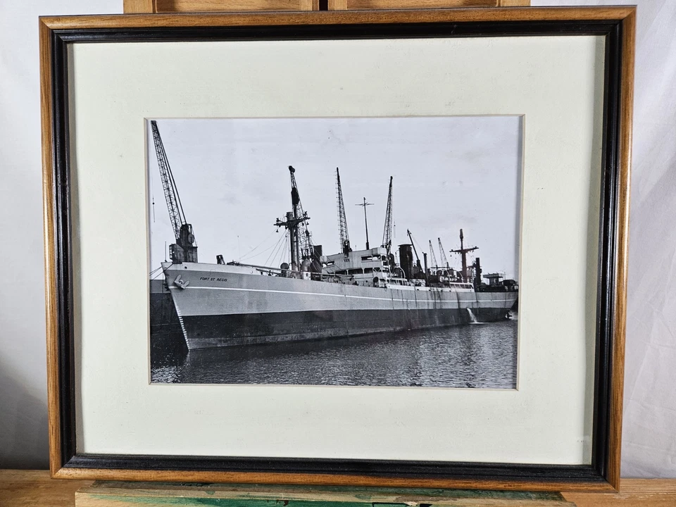 FORT ST REGIS WWII CARGO SHIP ORIGINAL SILVER GELATIN PHOTOGRAPH RARE IMAGE - image 2 of 4