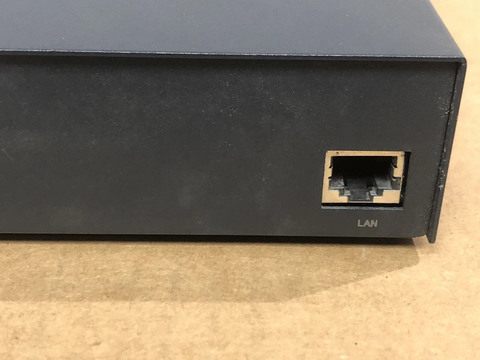 Avocent 8 Port Multi Interface Serial Hub ESP-8 MI 990477-001 520-425-512 - Image 4 of 4