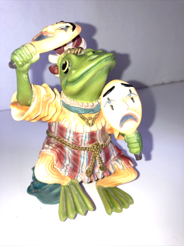 The Aristocratic Actor Camelot Frogs Sculpture Collection - Picture 1 of 7