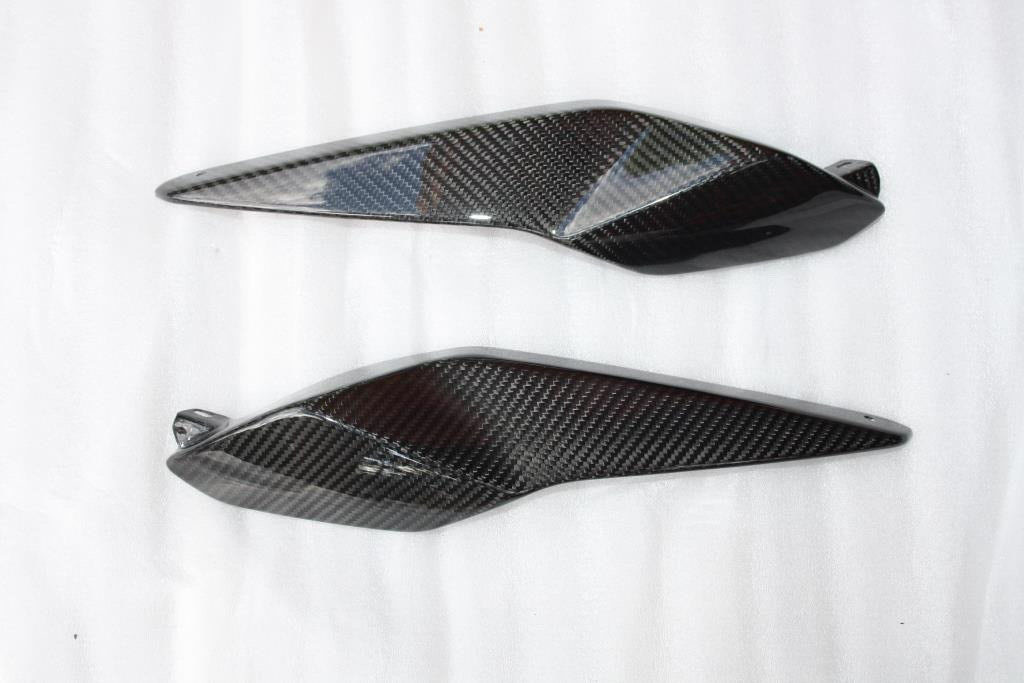 Caches sous selle carbone K1300R habillage arrière moto BMW 100% carbone