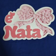 SCRITTA POLISTIROLO è NATA colore Rosa, con  FIOCCO PORTACONFETTI 35x30x5cm