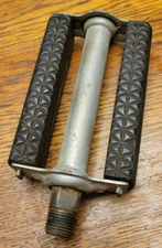 Vintage 9/16"  Bicycle Left Pedal From Sears Made In Austria 3-Speed Bicycle