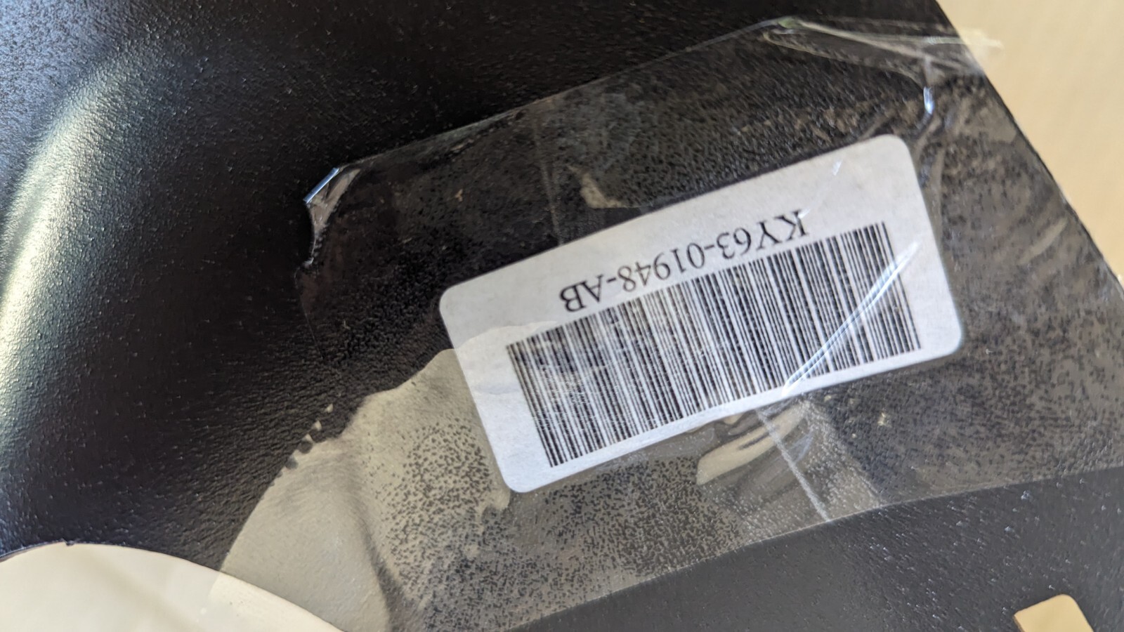 ASTON MARTIN VANTAGE GRILLE MESH REAR EXHAUST 2019 2020 2021 KY63-01948-AB OEM