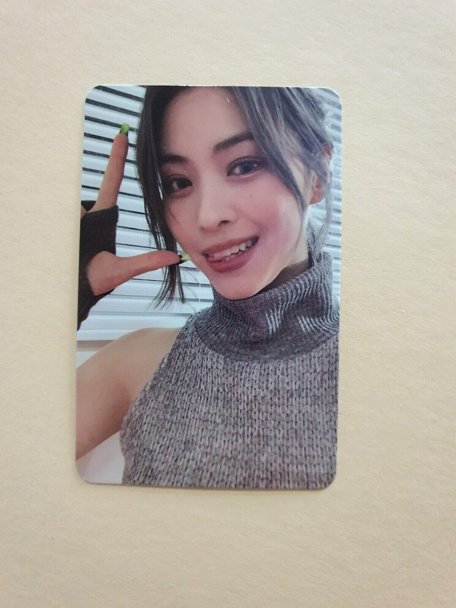ITZY Mini Album Cheshire Official Photocard / JYP Sound-wave POB