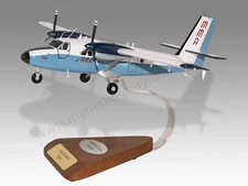 De Havilland DHC-6-100 Twin Otter MMA Desk Wood Airplane Model Small Scale 1/72
