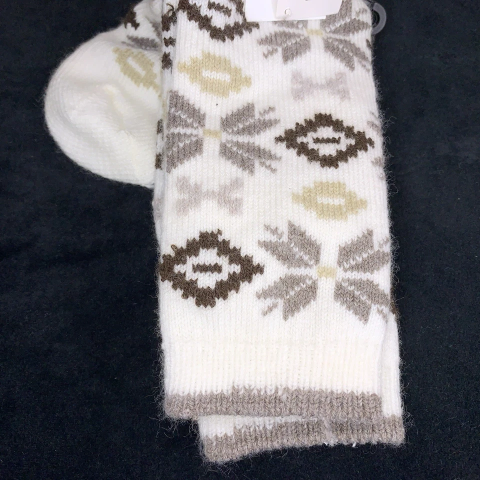 NUEVO Tono Estilo Tobillo Blanco Nórdico Isla Justa Calcetines Mujer Acogedor Regalo Nuevo con Etiquetas Suave Foto 2 de 4