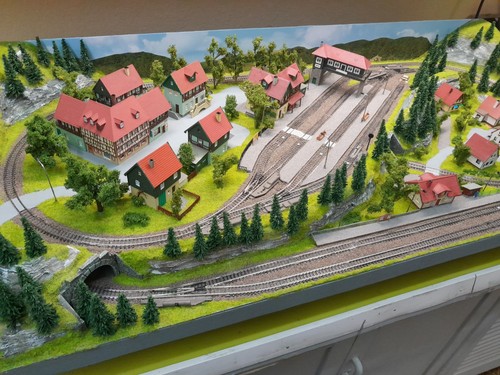 Komplettanlage Spur N Minitrix Modelleisenbahnanlage (Nr.2426)Lieferung | Condition: Gebraucht