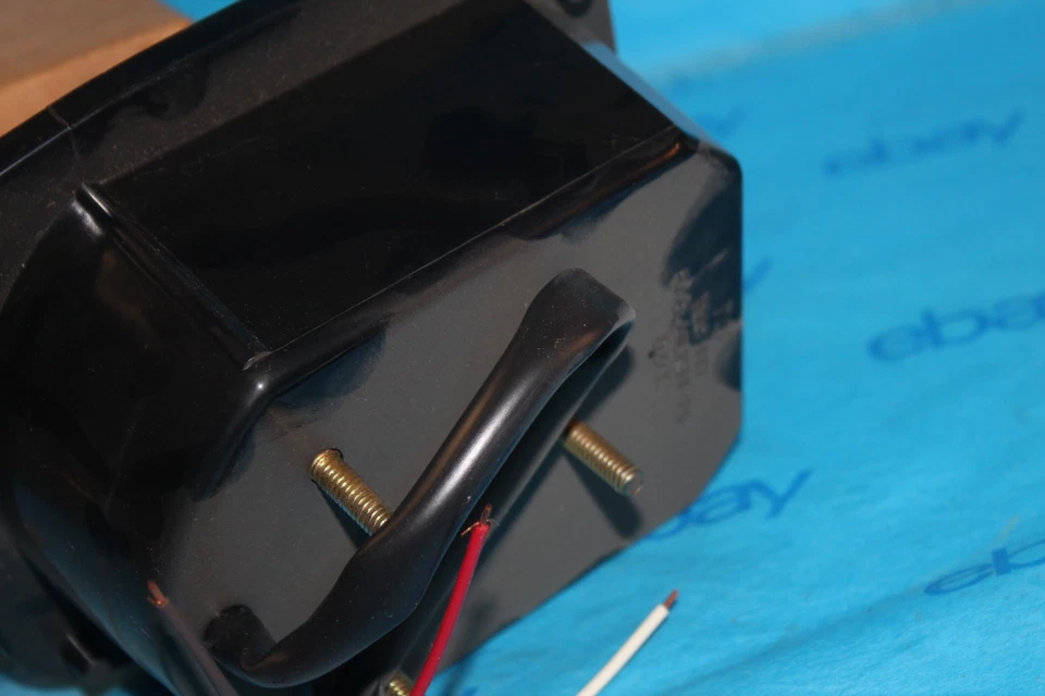 Новый из старых запасов Glo-Brite #233 универсальный стоп-сигнал поворотник задняя лампа - Изображение 4 из 4