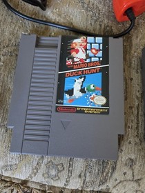 Nintendo NES Zapper Gun Lot of 2 Light Gun Orange w/ 2 Compatible Games