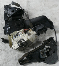 Türschloss vorn rechts Mercedes ML W164 164 1697202835 Türschloss vorn rechts Mercedes ML W164 164 1697202835