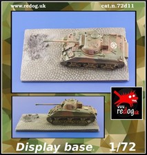 Redog 1/72 Street - Display Base für maßsta...