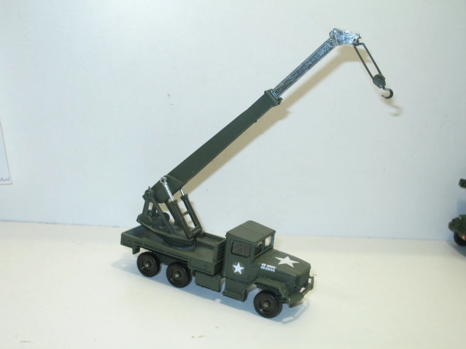 Solido Camion Kaiser Jeep Gru Da Lavoro Militare USA Completo - Immagine 2 di 3