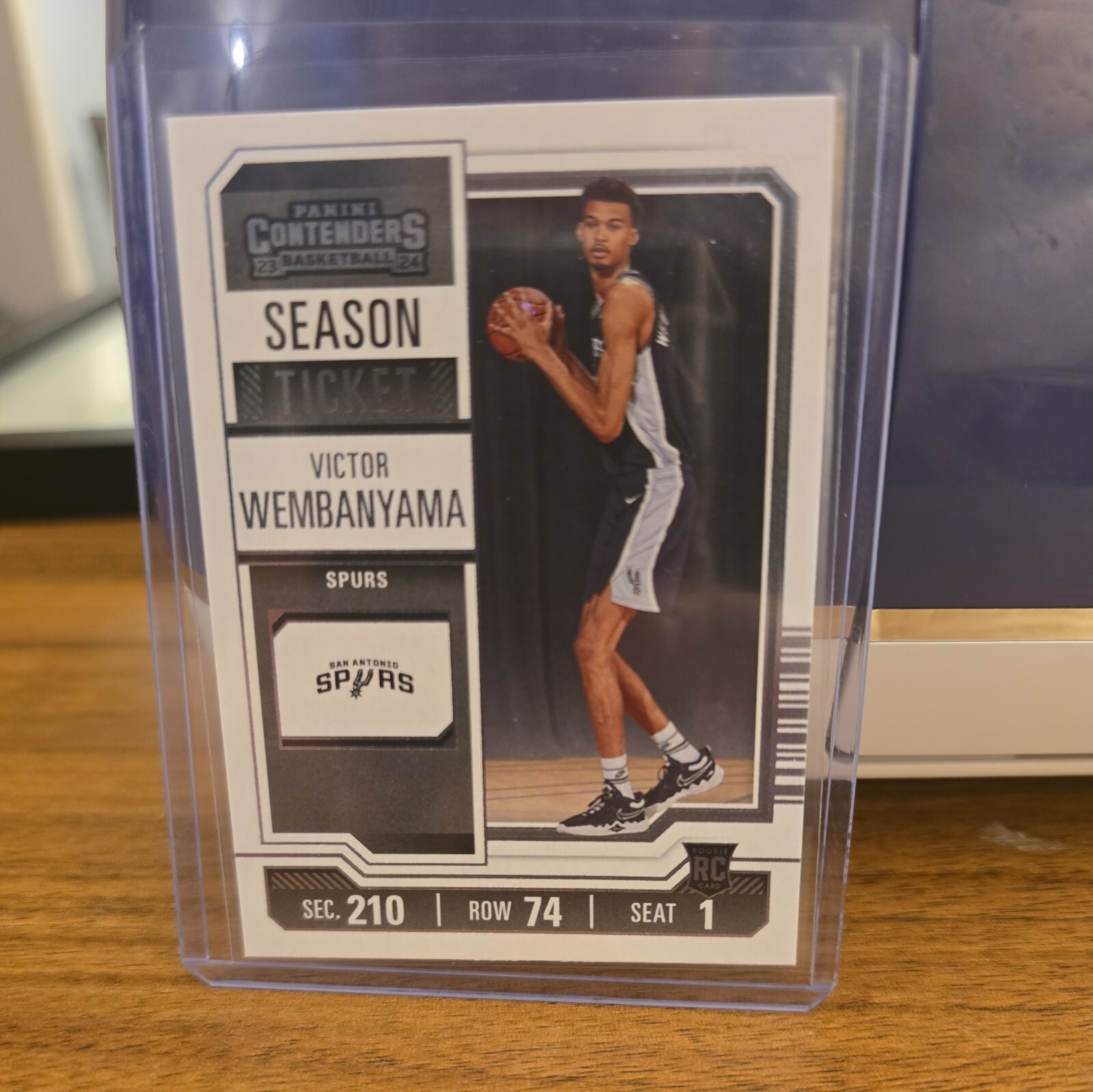 2023-2024 Panini Contenders Victor Wembanyama Season Ticket #11 (RC) (B)