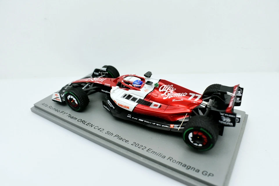 Modellino auto Formula 1 F1 GP scala 1:43 Alfa Romeo Orlen C42 BOTTAS Spark v - Immagine 2 di 4