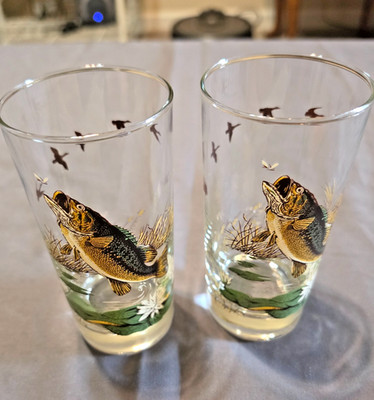 (2) Vintage Barware Large Mouth Bass Highball Glasses Libbey Sportsman Series