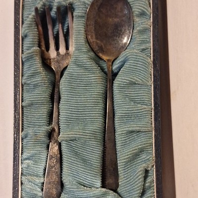 Silver Tone Metal Fork & Spoon 2-Piece Set, Blue Box w/ Satin Lining