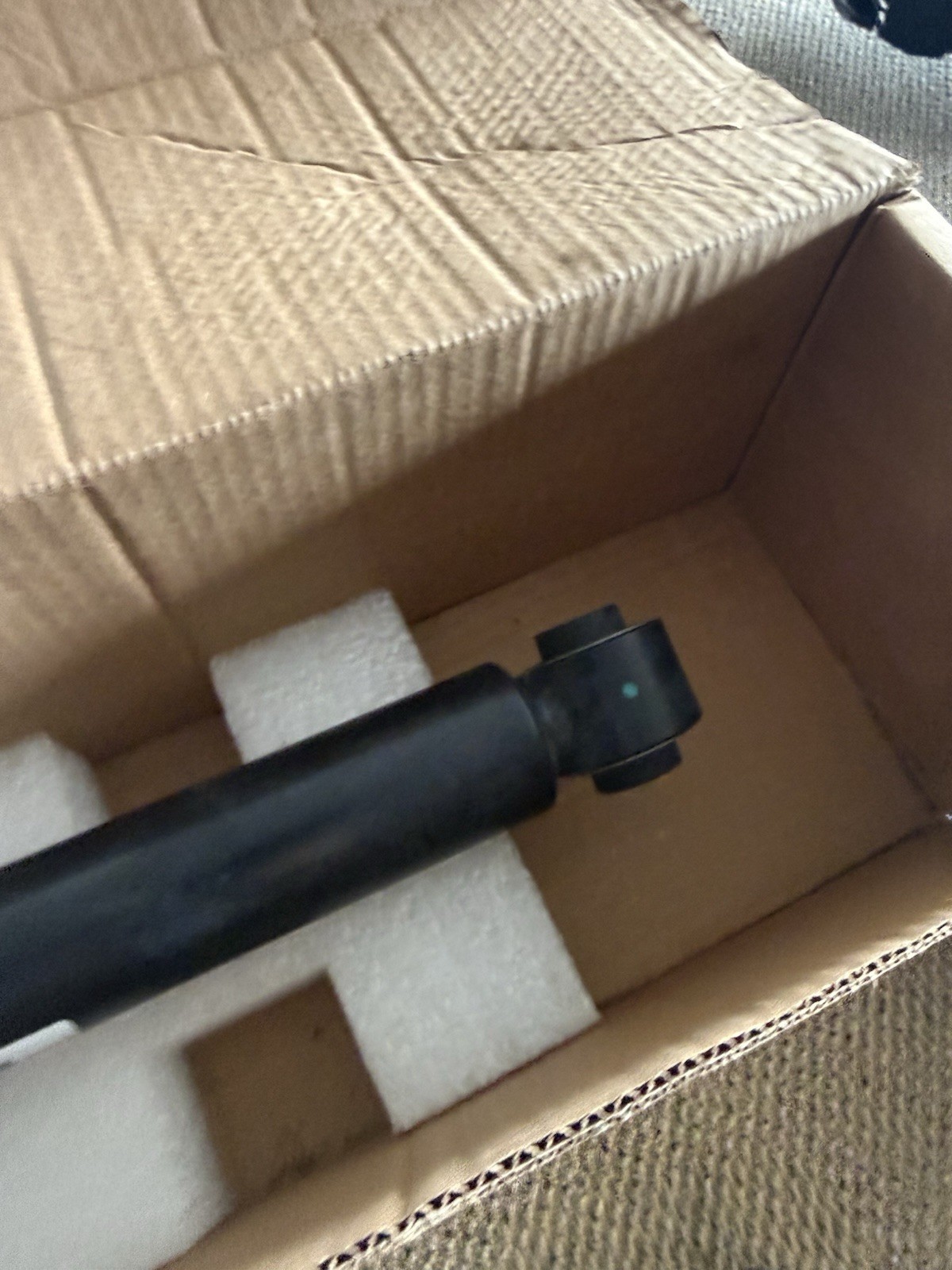 2023 Maserati Grecale Rear Active Shock Absorber Strut 670161323 OEM 3990