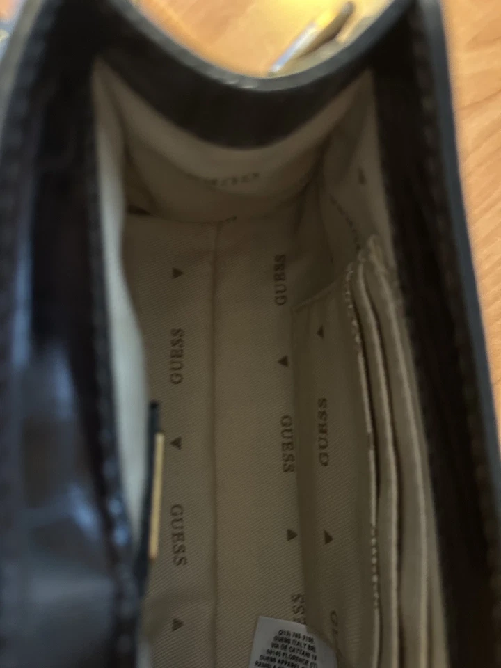 w.NEU wunderschöne GUESS Mini-Tasche braun - Bild 4 von 4