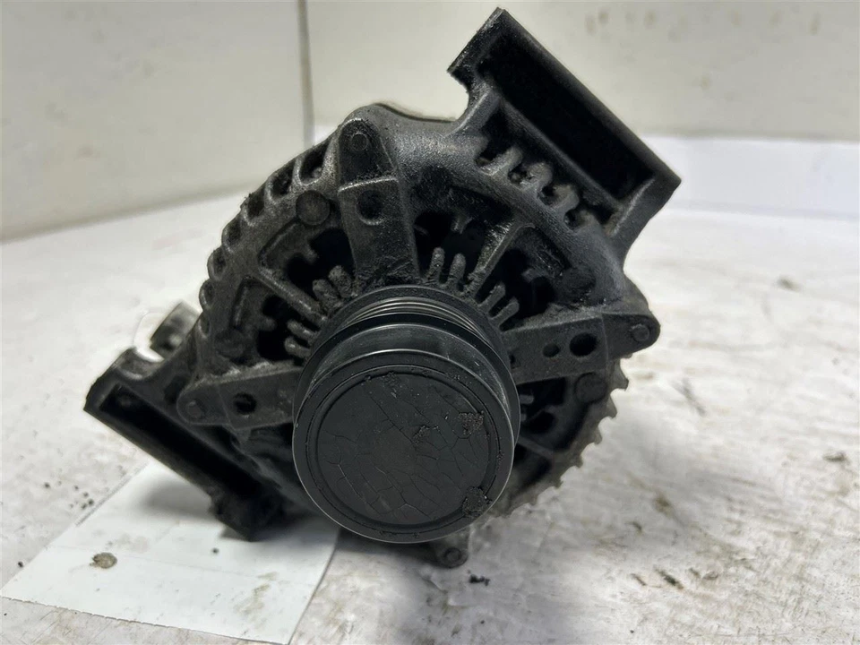 Alternador Chevrolet Malibu 2013-2022 OEM Foto 4 de 4