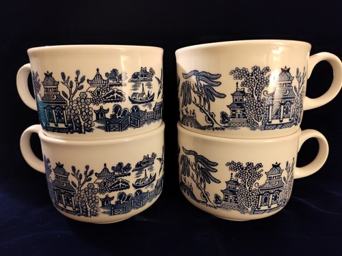 Vintage Churchill England Blue Willow Set of 4 Large Breakfast Cups/Soup Mugs - Picture 11 of 11