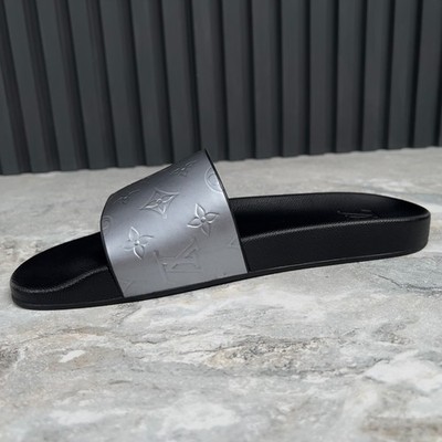 Rare Louis Vuitton Waterfront Mules LV Monogram Silver 8 LV or 9