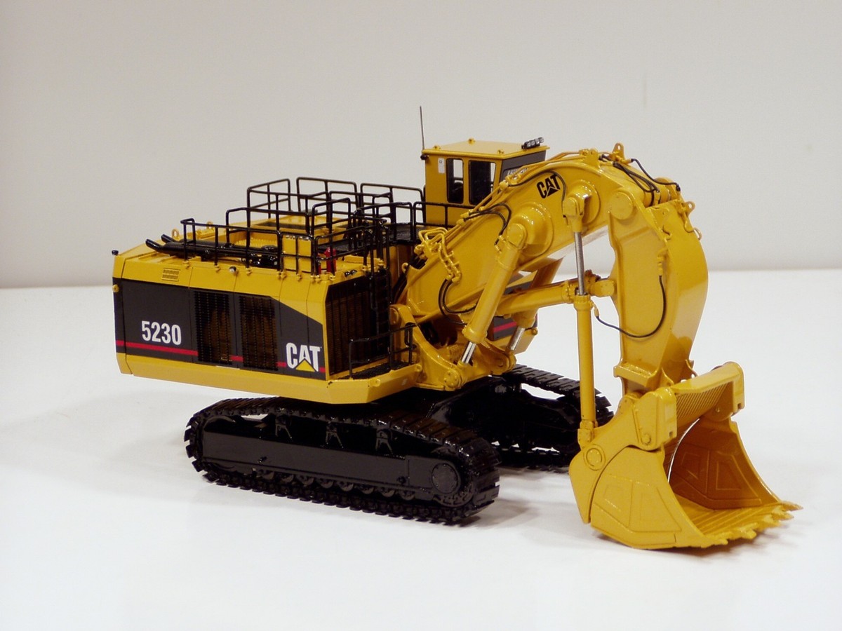 Caterpillar 5230 Shovel - 
