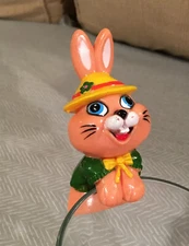 Vintage 1984 Easter basket hanger, plastic bunny figurine, Sun Hill brand Rabbit