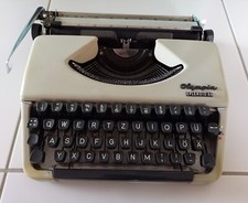 TOP: OLYMPIA Splendid 66 Typewriter + Case Schreibmaschine mit Koffer -gebraucht