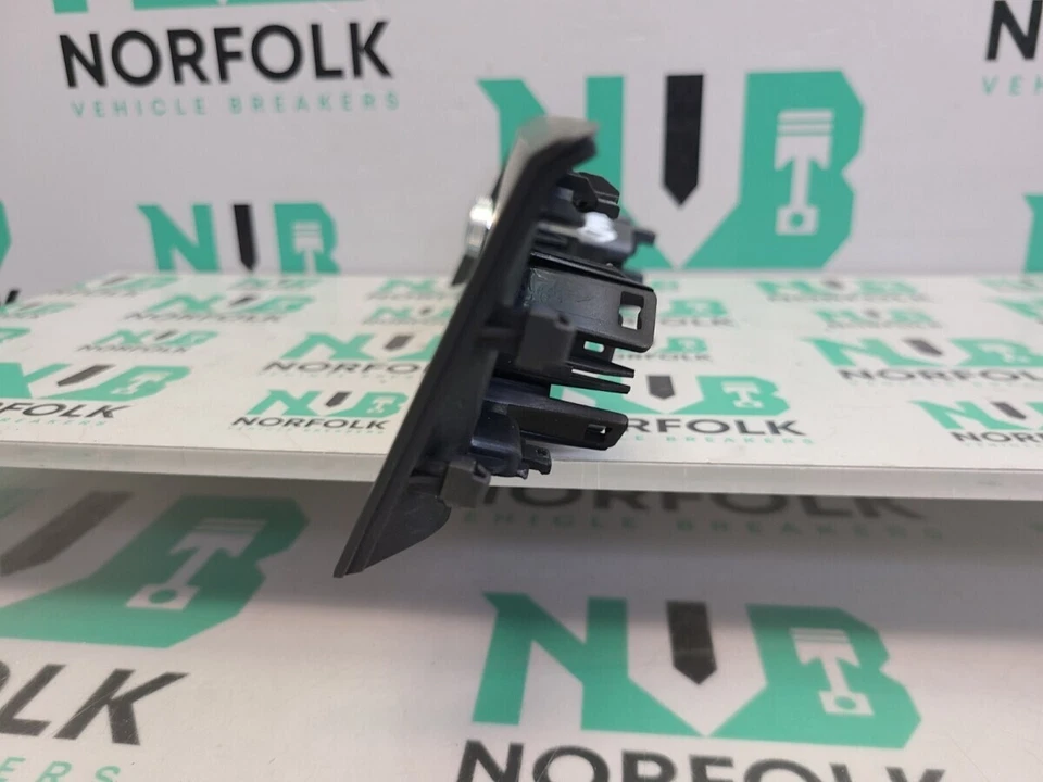 Pulsante Volume Alimentazione Audi Q3 F3 MMI 83C919600 - Immagine 4 di 4