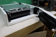 HP Color Laserjet 550-sheet Media Tray P1B09A