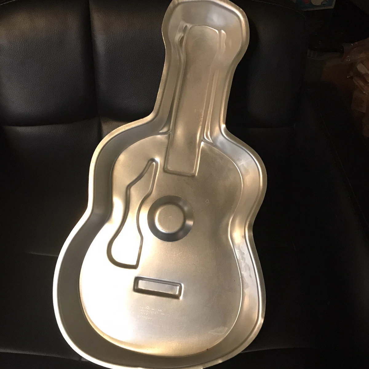 Guitar cake cheap mold