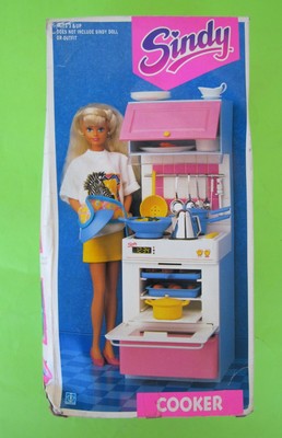 vintage sindy doll house