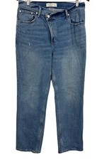 Abercrombie Fitch Womens 90s Straight Ultra High Rise Jean Size 12 Short 31 EUC
