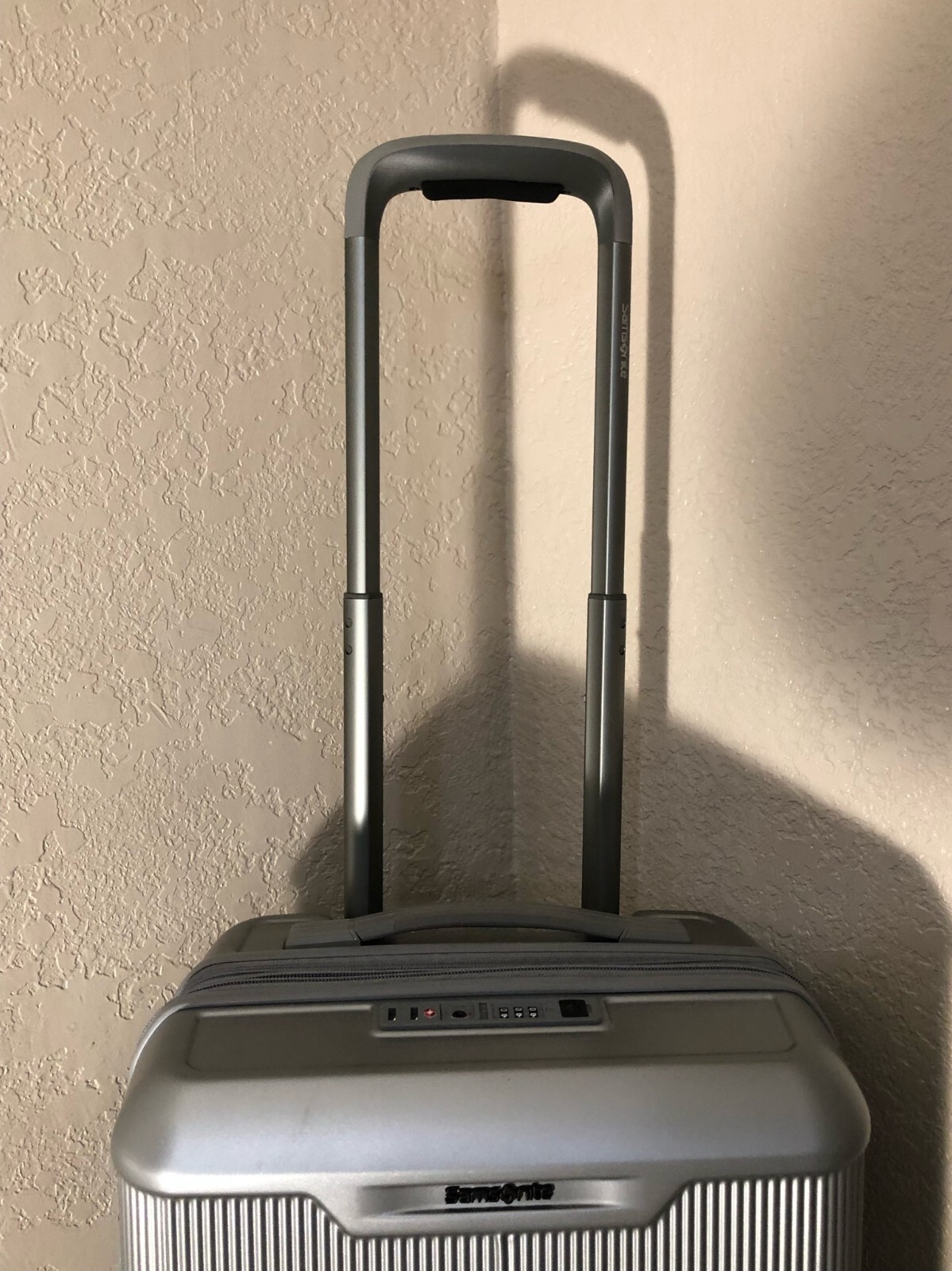 SAMSONITE Silhouette 17 21" Carryon Expandable Hardside Spinner