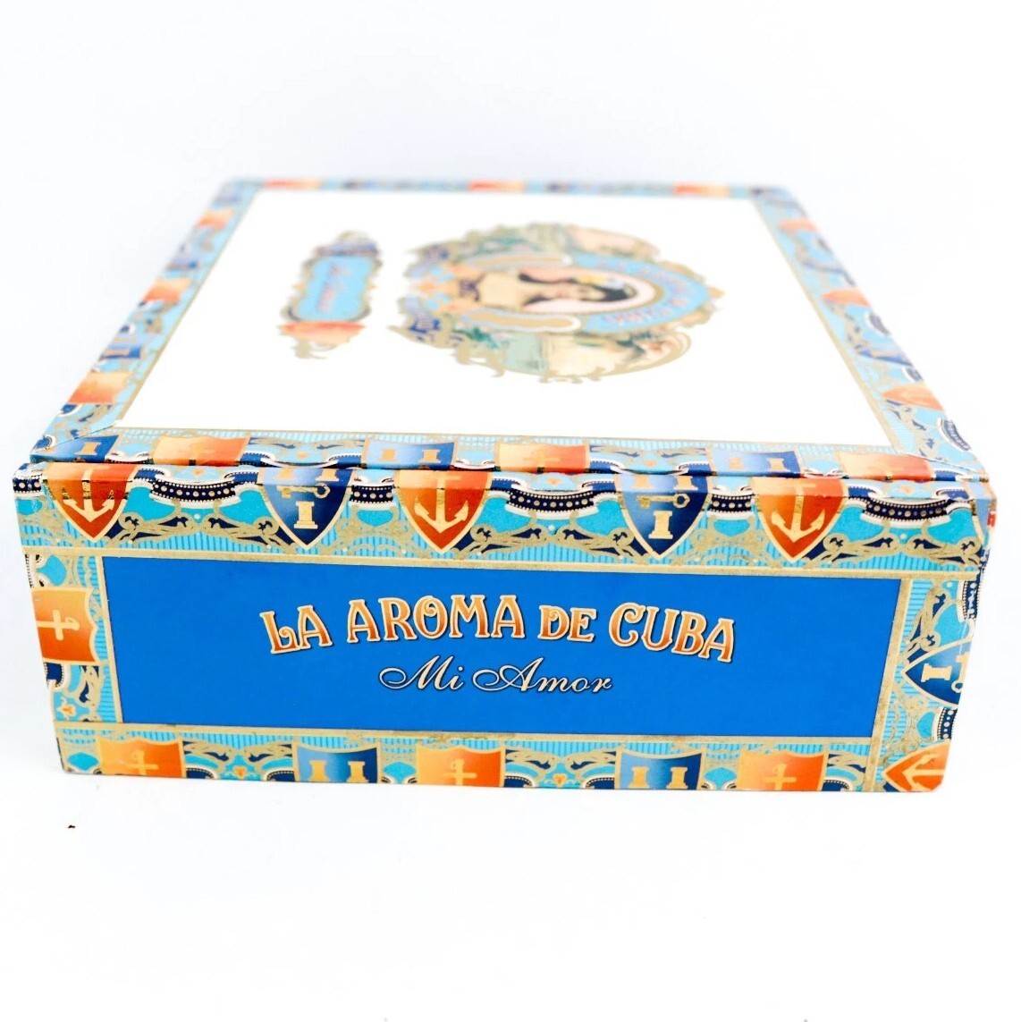 La Aroma De Cuba Mi Amor Magnifico Empty Wood Cigar Box 8.25" x 6.75" x 2.5"