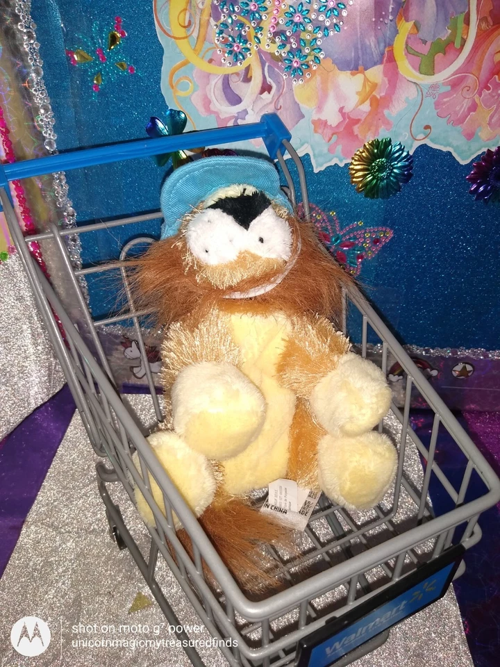 🦄Ganz / Webkinz Stringy "Lil Kinz Lion" w/Webkinz Blue Cap/Hat HS006 7" Plush! - Image 4 of 4