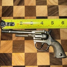 Vintage Hubley PET Single Shot 6" Western Cowboy Mini Toy Cap Gun USA