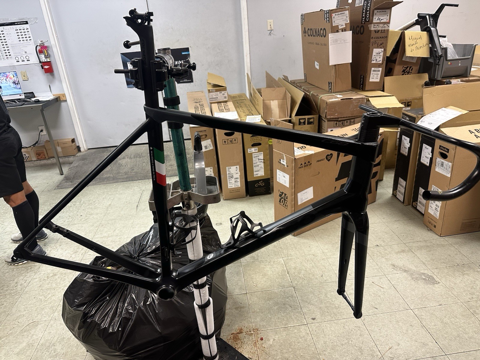 Colnago C68 Disc Frame With Handlebar Size 57