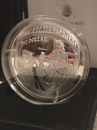 2019-P APOLLO 11  5 OZ  .999 Silver Proof Coin COA and OGP 19CH