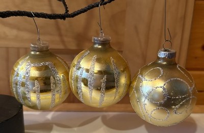 VTG Shiny Brite Christmas Ornaments In Box Hand Painted Gold (3) W. Germany L@@K