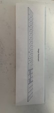 Apple Magic Wireless Keyboard with Numeric Ke...