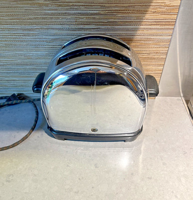 Vintage Sunbeam Stainless Steel Two Slice Toaster Worlds Fair Model T-9 USA