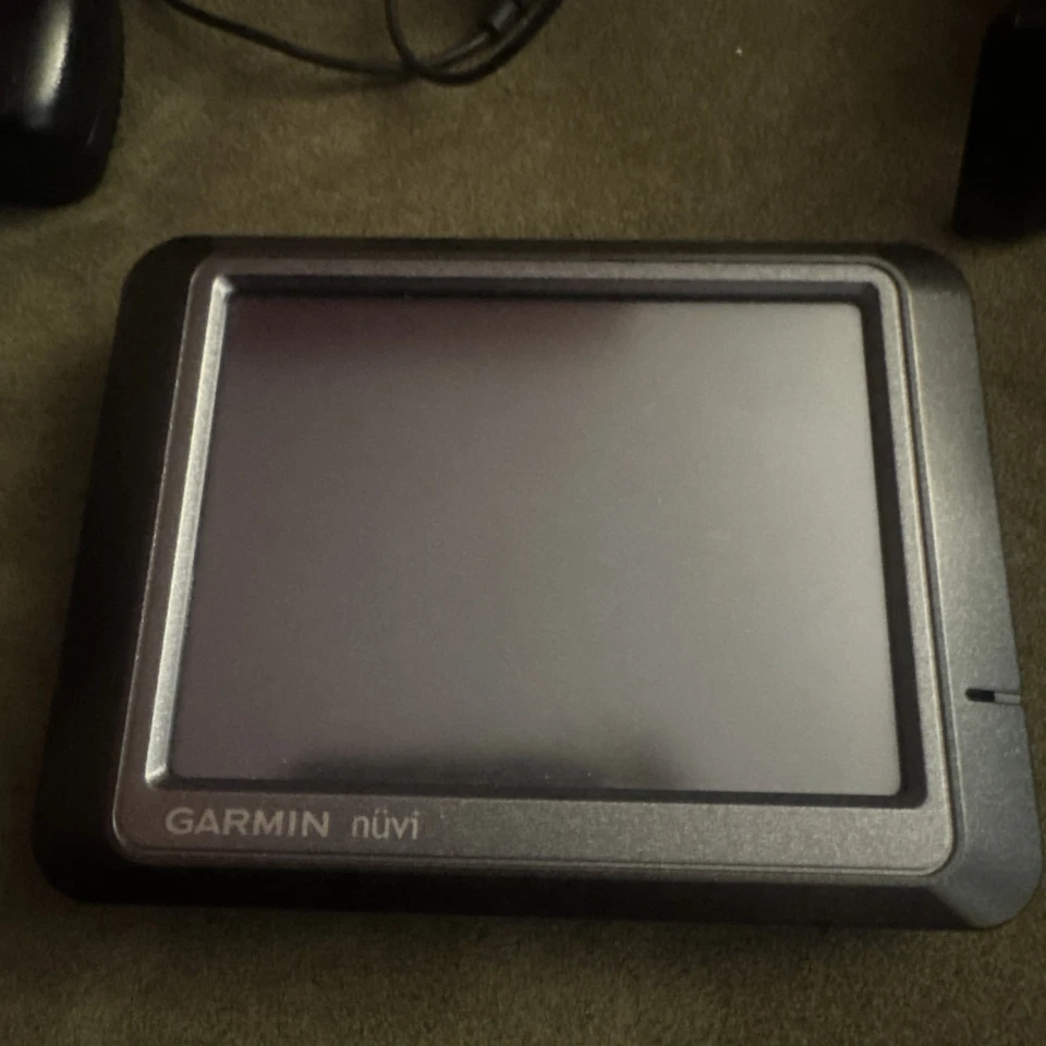 Garmin Nuvi 275 Automotive In-Dash GPS Navigation System Bundle - Image 2 of 4