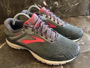 brooks adrenaline gts 18 womens pink