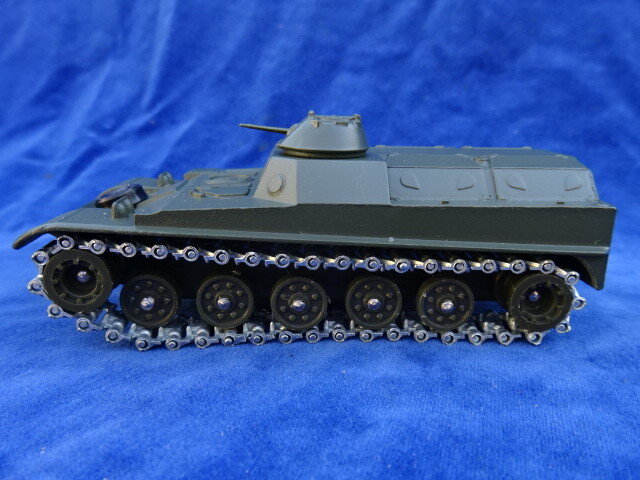 Miniature Char de combat AMX13 canon de 75 armée française 1er REC