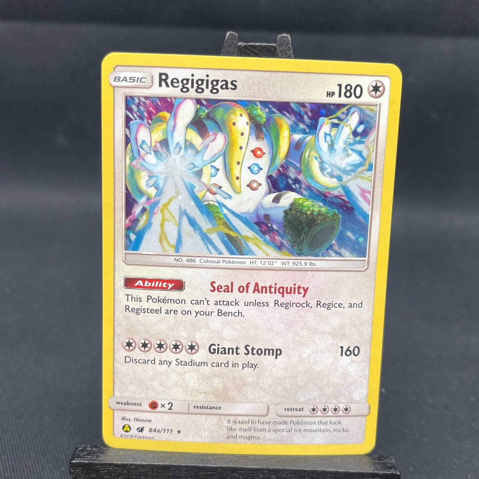 Pokémon: SM CRIMSON INVASION REGIGAS 84/111 HOLO RARO