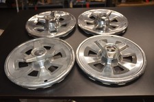Oem Wheel Covers Hub Caps 1965 Corvette W Spinners Set Of 4