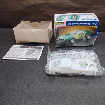 Vintage 1998 Revell #85-2545 Monogram 1:25 1969 Shelby Mustang 2 'n 1 Model Car