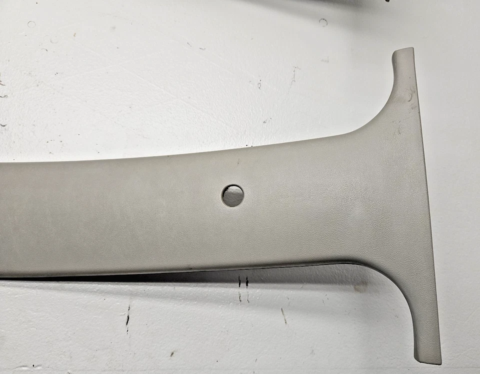 Chevy GMC C/K Suburban 1500 1992-1994 juego de pares de molduras de pilar B izquierdo derecho OEM 3860 Foto 2 de 4