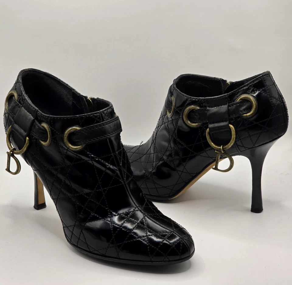DIOR- Cannage Patent Leather Ankle Boots size 38,5 - Image 3 of 4